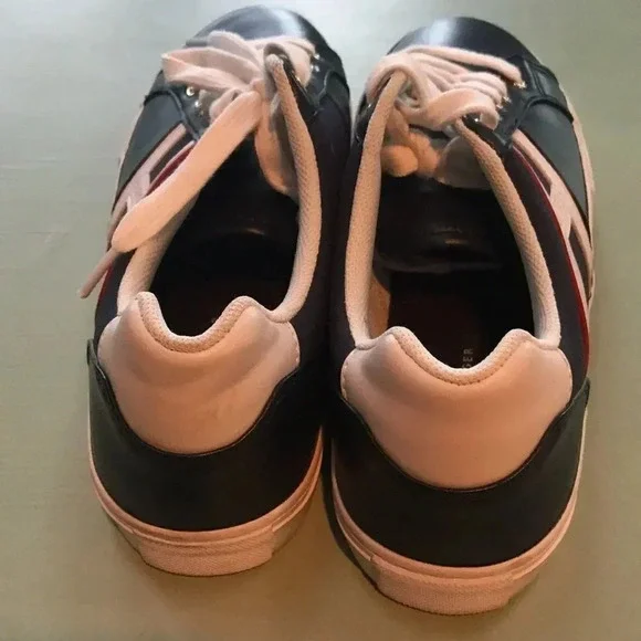 Tommy Hilfiger low top sneakers Blue w/ red white accents Women’s size 10 - Picture 5 of 8